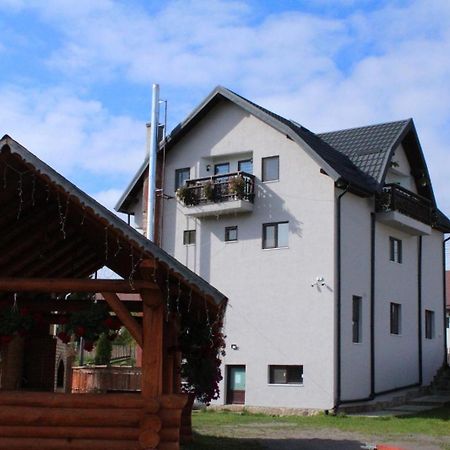 Hotel Casa Edi Poiana Negrii Exteriér fotografie