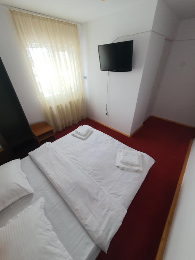 Hotel Casa Edi Poiana Negrii Exteriér fotografie