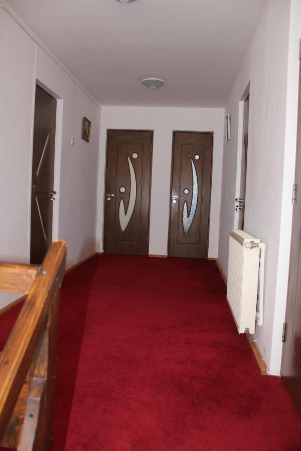 Hotel Casa Edi Poiana Negrii Exteriér fotografie