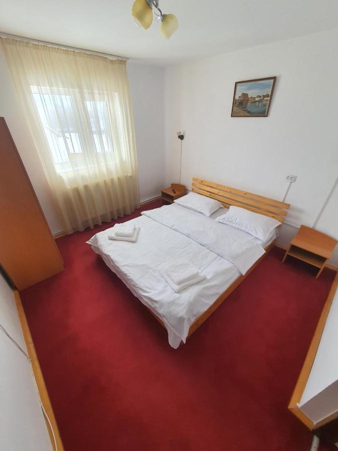 Hotel Casa Edi Poiana Negrii Exteriér fotografie